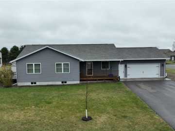 Cameron, WI: 820 N 4th Street