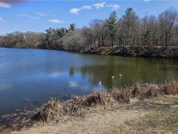 Menomonie, WI: 1352 5th Avenue N / Shorewood Drive