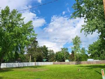 Menomonie, WI: 5476 E 705th Avenue
