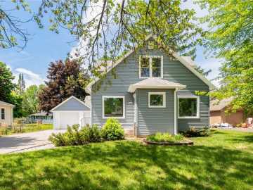 Chippewa Falls, WI: 738 Maple Street