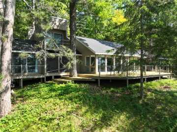 Hayward, WI: 8674 N Nor Wis Road
