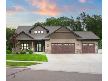 Eau Claire, WI: 3735 Crest Ridge Court