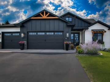 Eau Claire, WI: 6649 Hope Lane