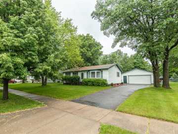 Eau Claire, WI: 3159 Phoenix Avenue