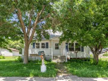 Ladysmith, WI: 609 Miner W Avenue
