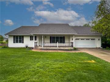 Eau Claire, WI: 4305 S Oakwood Hills Parkway