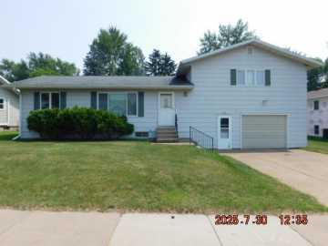 Altoona, WI: 735 S Willson Drive