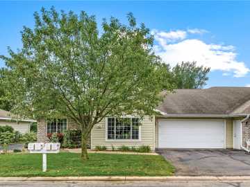 Eau Claire, WI: 4431 E Robin Meadows Ln 