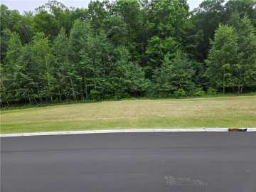 Boyceville, WI: 1451 Sykora Lane