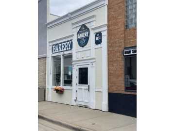 Spring Valley, WI: S232 Mc Kay Avenue