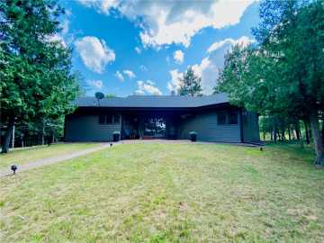 Wascott, WI: 7989 E County Hwy T 
