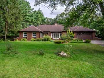 Eau Claire, WI: 3738 Rimridge Road