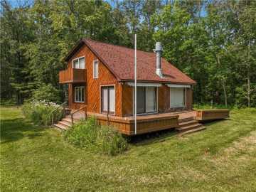 Hayward, WI: 7344 N Park Lane