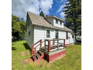 Bruce, WI: 919 N Alvey Street
