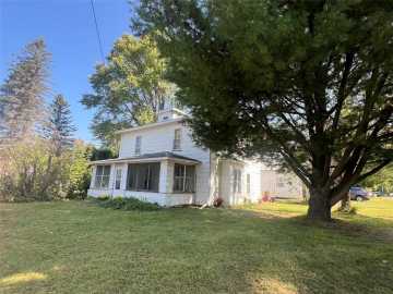 Knapp, WI: 214 Platt Street