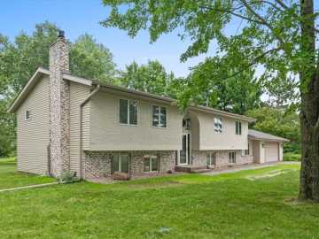 New Richmond, WI: 1735 Highway 63 