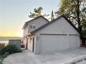 Suring, WI: 9845 N White Lake Road