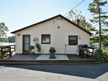 Birchwood, WI: 135 Hinman Drive