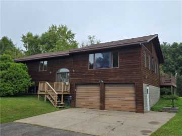 Chetek, WI: 2104 5th Avenue