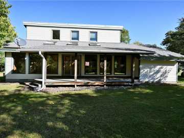 Webster, WI: 5435 Austin Lake Rd