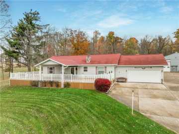 Exeland, WI: 10384 W County Line Road