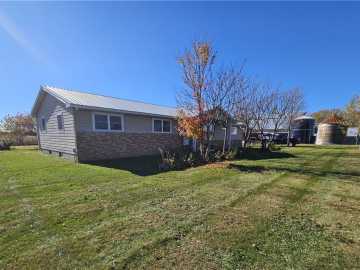 Menomonie, WI: N7136 County Road E N