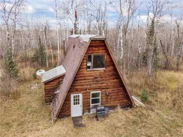 Maple, WI: 2040 S Green Acres Rd 