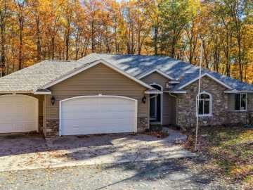 Shell Lake, WI: N4433 Forest Creek Drive