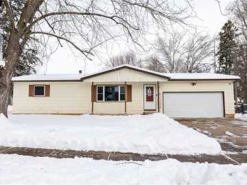 Eau Claire, WI: 2508 E Hamilton Avenue