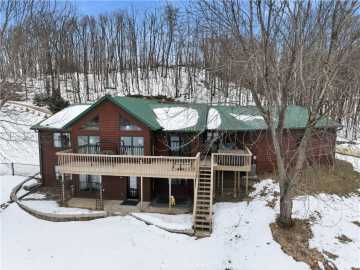 Menomonie, WI: N5200 240th Street