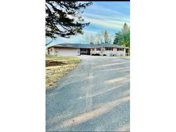 Eau Claire, WI: 1118 Kathryn Drive