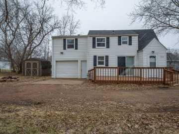 Rice Lake, WI: 1210 Cora Avenue