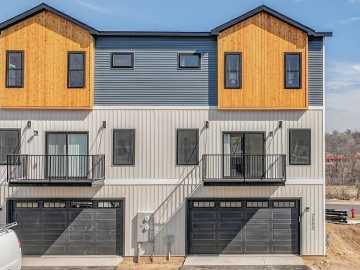 Eau Claire, WI: 2302 1st Street