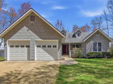Colfax, WI: N8193 580th Street