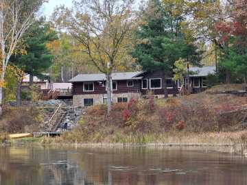 Siren, WI: 5121 Dake Road