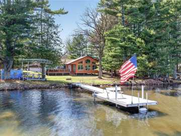 Hayward, WI: 7902N Stone Bay Lane
