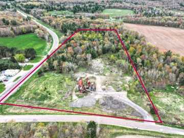 Merrillan, WI: W10088 Garage Rd. 