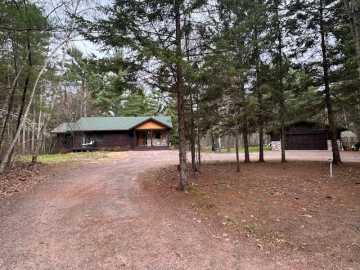Hayward, WI: 9063N Anderson Road