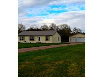 Eleva, WI: N50894 Schutte Lane