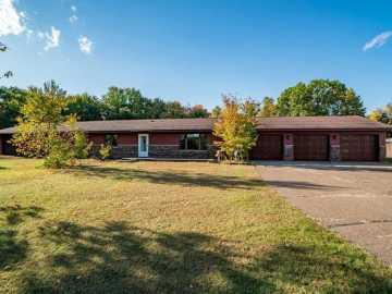 Elk Mound, WI: N7073 State Road 40 