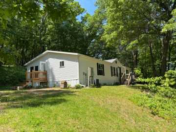 Colfax, WI: N7606 808th Street