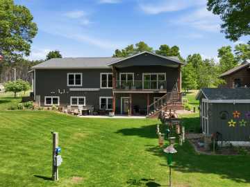 Chetek, WI: 952A 24 7/8 Street