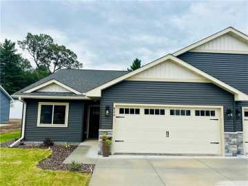 Eau Claire, WI: 1825 Evergreen Terrace