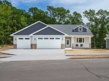 Eau Claire, WI: 1197 Craven Court