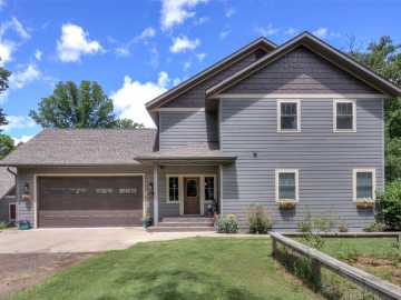 Mikana, WI: 2746 27th Avenue