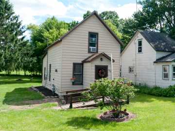 Haugen, WI: 200 W 2nd Street