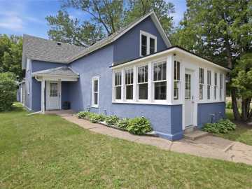 Spooner, WI: 209 Vine Street