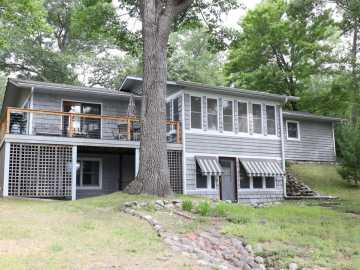 Webster, WI: 27502 Pepin Road