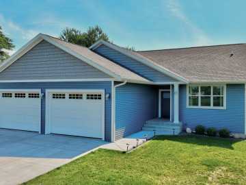 Holcombe, WI: 26969 252nd Court