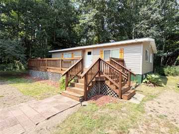 Turtle Lake, WI: 1513 County Line Street